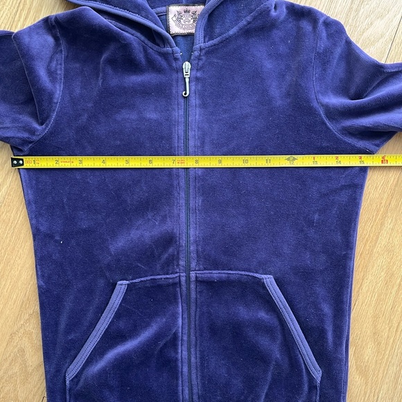 Juicy Couture Velour Top - Picture 5 of 10